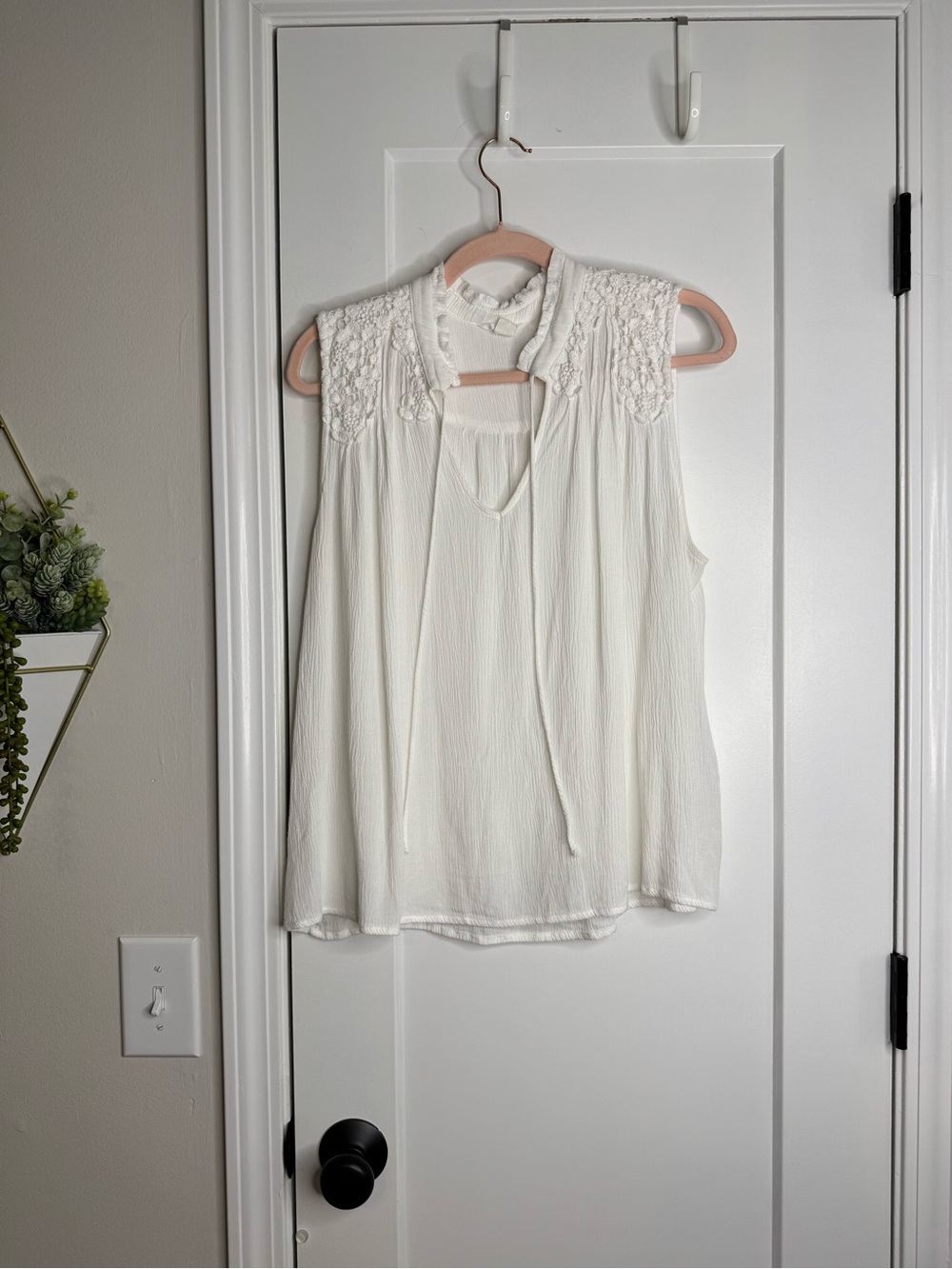 Caslon White Sleeveless Top